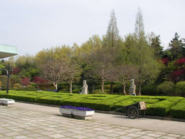 釜山博物館前の広場